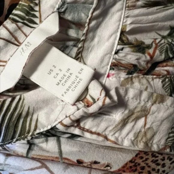 H&M Jaguar Palm Jungle print Blouse / Wide Leg Trouser Set Animal 2 / 4 Like New - Picture 6 of 9